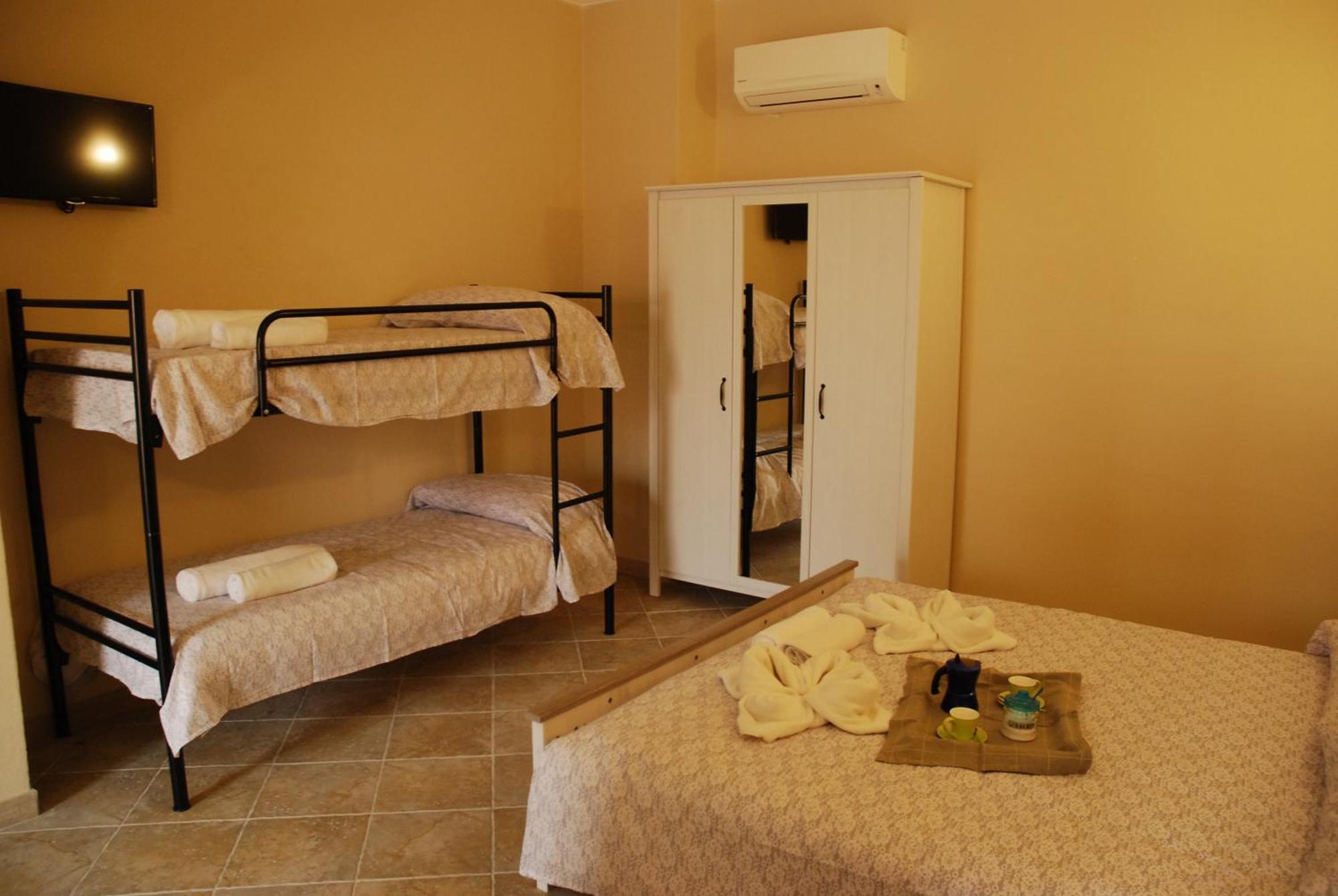 Alba Sarda Residence Iglesias Kamer foto